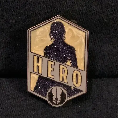 Her Universe Star Wars Rey Hero Glitter Pin