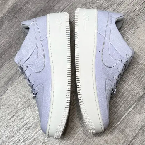 Nike Air Force 1 Low Sage Oxygen Purple Sneaker Womens 9 Platform CLEAN AR5339