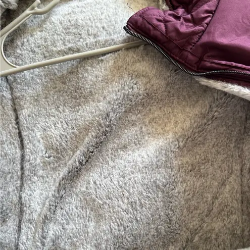 Burgundy Quilted Vest Faux Fur Trim Drawstring Waist Sleeveless Jacket Purple Size XL