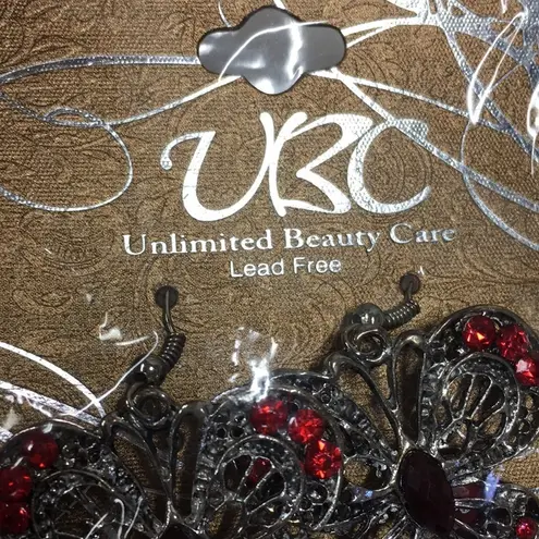 Ladies’ NIP UBC (Unlimited Beauty Care) Butterfly Fishhook Earrings