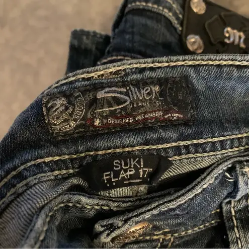 Silver Jeans Co Suki Flap 17” // Rhinestone/Bedazzled Pocket