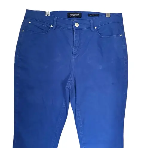 Charter Club Womens Sz 10 Petite Bristol Capri Pants Blue Stretch Denim Zip Fly