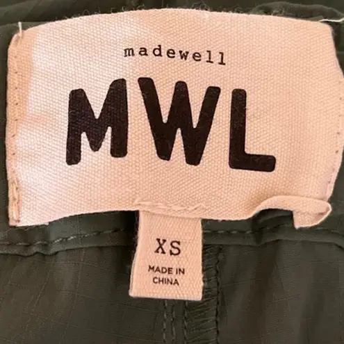 MWL by Madewell Green Mid Rise Regular Fit Adjustable Belt Hiking Shorts Sz XS