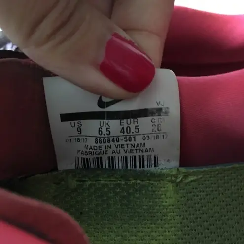 Nike  Womens Free RN‎ Sneaker Provence Purple/Hot Punch/Taupe Grey Shoes S…