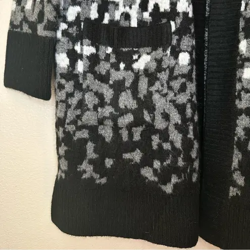 NYDJ NWT Jacquard Long Open Front Cardigan Heather Gray Black Animal Print