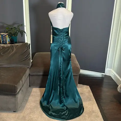 Women’s Green Full Length Halter Neck Mermaid Prom Dress Corset Back Size 2 NWT