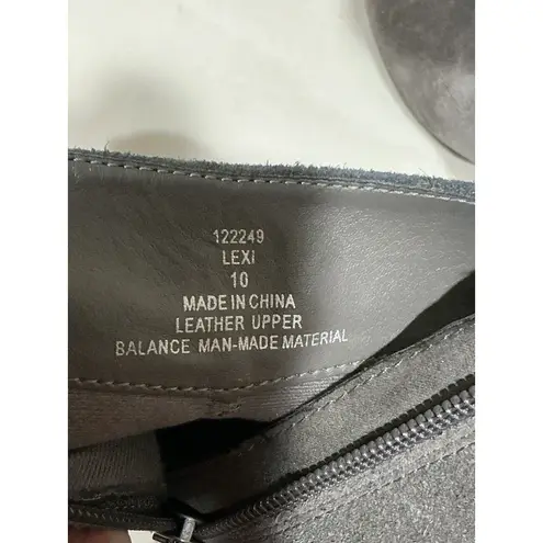 Franco Fortini Womans Lexi Gray Suede Size 10 Back Zip Bootie With Heel