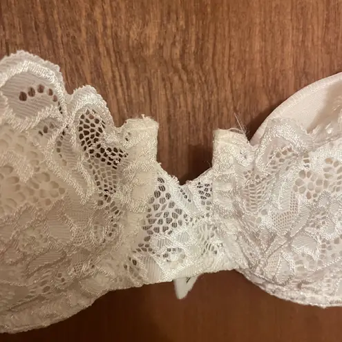 gilligan and o'malley White Lace Bra