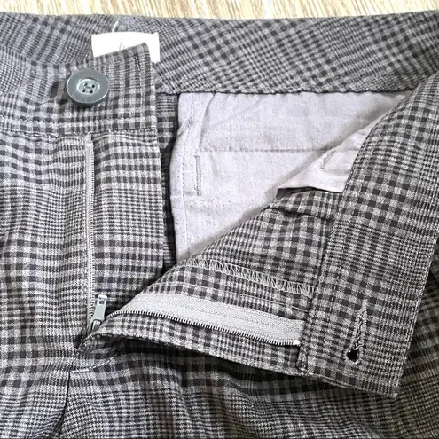 Frenchi plaid grey shorts Size undefined
