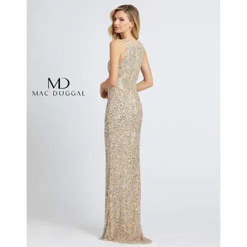 Mac Duggal Sequined Sleeveless V Neck Column Gown in Nude Gold Size US 2