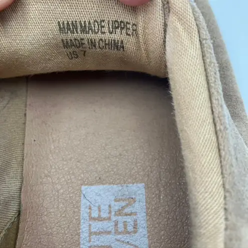 White Raven Women's Tan Suede Sneakers Casual Low Top Lace Up Size 7 Brown