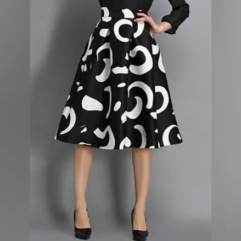 Gumuxi Abstract Print Structured Taffeta Knee Length Tea Skirt Black White Swirl