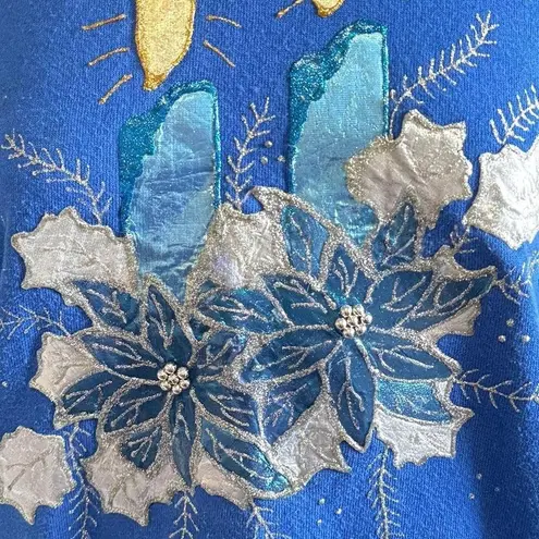 Vintage Christmas Sweatshirt Blue Embroidered poinsettia Candles XL shimmery
