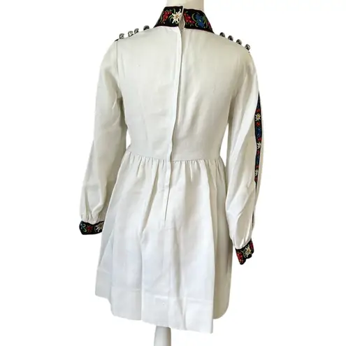 Vintage 70s women’s long sleeve high collar, alpine mini dress size small
