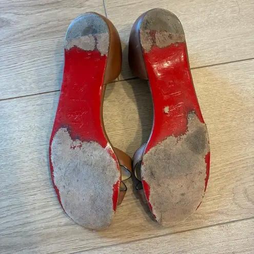 Christian Louboutin  Women’s Atalanta Flats Sandals Leather Cognac Size 37/7 US