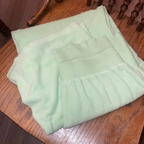 Forenza - lime green terry cloth 2 piece lounge set