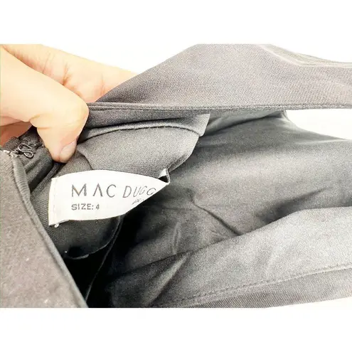 Mac Duggal 49454 Black Sleeveless V-Neck Bow Shoulder Mermaid Gown Size 4 New