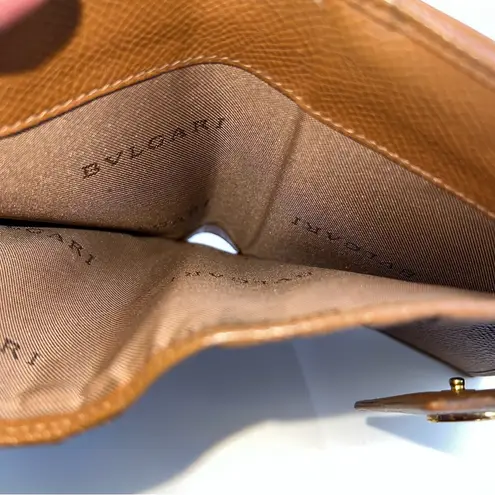 BVLGARI Bulgari Caramel Tan Unisex Textured Leather Bifold Wallet with Large Gold Snap