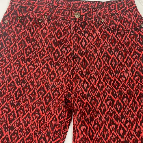 DG2 by Diane Gilman Black and Red Geo Patterned Straight Leg Jeans size 2