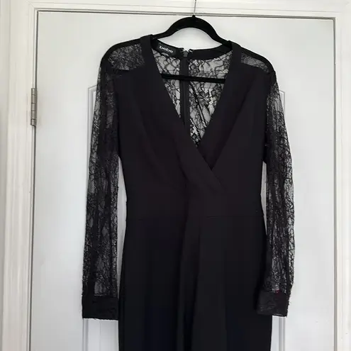 Bebe  Lace Black Jumpsuit Long Sleeves Sz 8