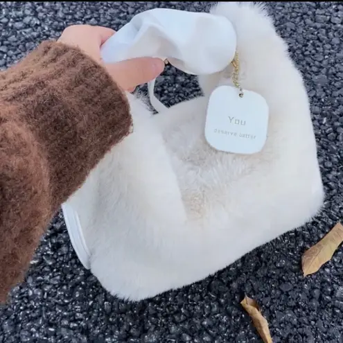 White Y2K Faux Fur Soft Two