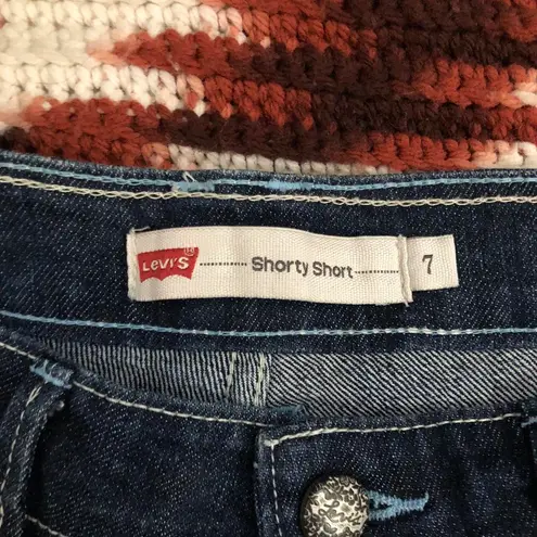 Y2K Levi’s Grunge Micro Mini Baddie Hot Pants Low Rise Jeans Denim Booty Short Shorts #goth #whimsigoth bimbo subversive #acubi #gorpcore cyber #punk biker whimsygoth mcbling Size 7 - Image 3