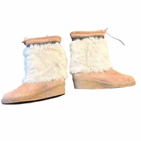 BEARPAW  Genuine Sheepskin Suede Rabbit Fur-Trimmed Wedge Boots Women’s 8 thumbnail 8