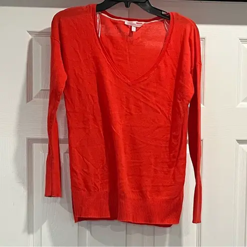 Victoria's Secret 🍂 candy red v neck sweater🍂