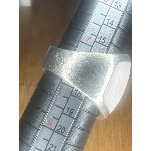 Sterling silver Mother of Pearl inlay ring signed CFJ Size 8