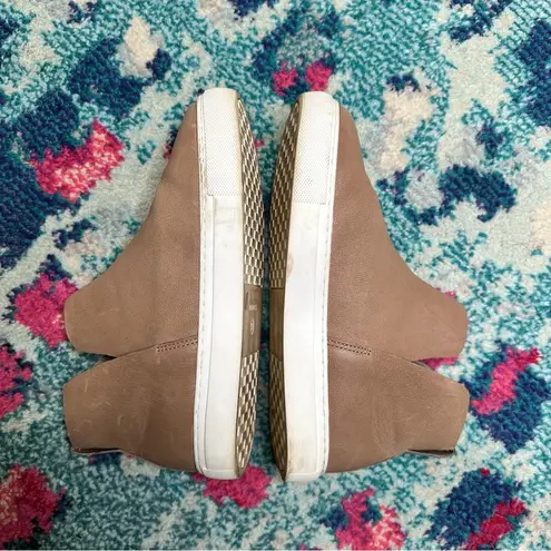 Birdies The Falcon High Top Sneaker in Cafe Au Lait Brown Leather Size 7.5