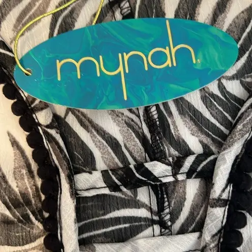 NWT mynah size small black and white leaf print swim coverup kaftan