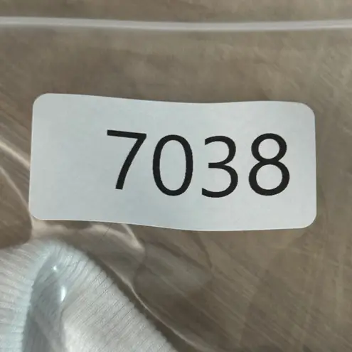 Lululemon  Love Crewneck Tee Womens 6 White Minimalist Athleisure Layer