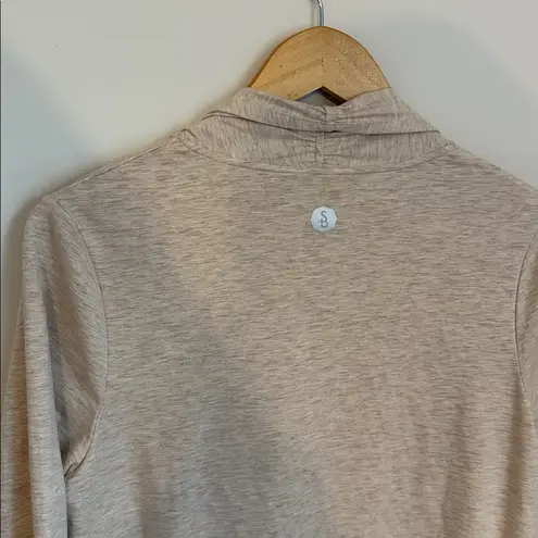 SOLBARI $99 Luxe Sun Wrap UPF 50+ NWOT S/M Size M