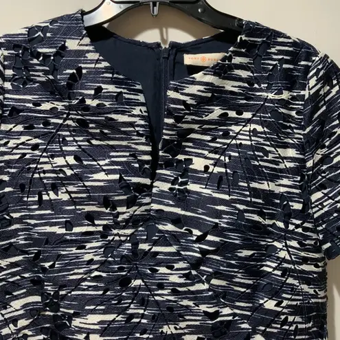 Tory Burch  Dina Dress Size 6 Blue Print NWOT