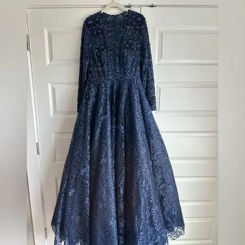 Mac Duggal Women’s Embellished Illusion Long Sleeve A-Line Gown Navy Sz 8- NWOT