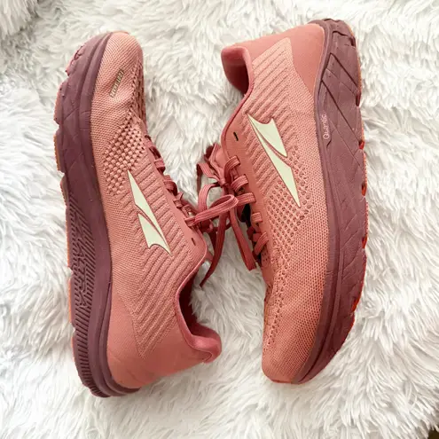 ALTRA | Women's Altra Footwear Torin 4.5 Plush Running Sneaker Misty Rose | 9 Pink