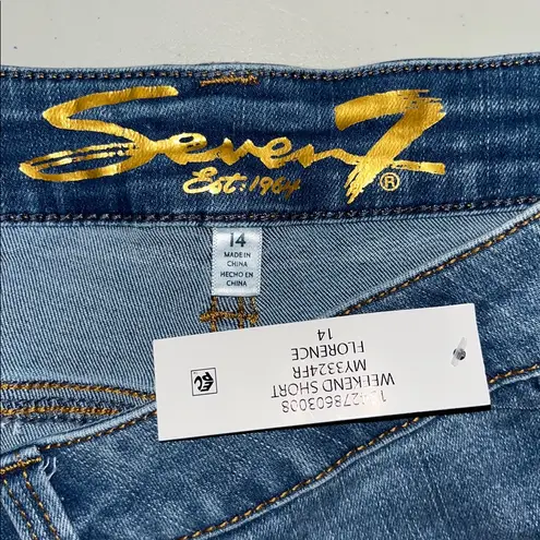 Seven7 NWT Size 14 Florence Blue Denim 5” Inseam Fray Hem Weekend Jean Shorts