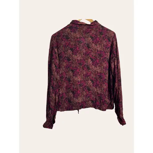 Wilfred Aritzia Red Abstract Print Tie Front Long Sleeve Flowy Blouse Size Small