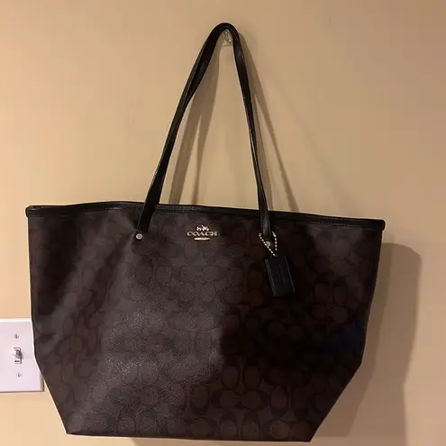 Coach  monogram tote bag