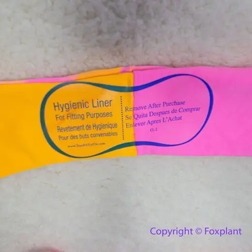 NEW Martha Rey Holly One