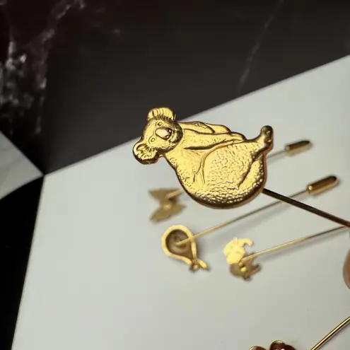 Lapel Stick Pin Gold Tone Lot Of 6 Whale Koala Butterfly Ladybug Elephant