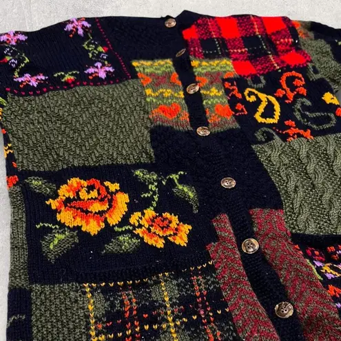 Laura Ashley β
Patchwork Knitted Cardigan w/ Multicolor Floral & Plaid Design β