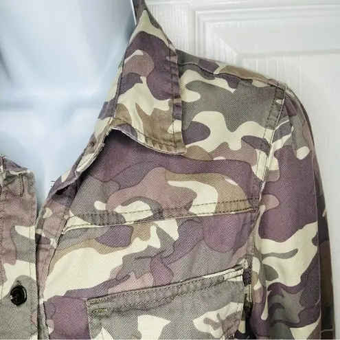 Velvet Heart Camo Button Down Shirt Bottom Ruffle Green S