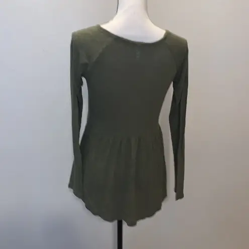 Xhilaration  green lace sheer front long sleeve top