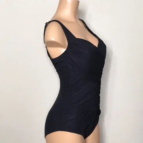 Gottex contour swimsuit with princess neckline. NWT Black Size 14