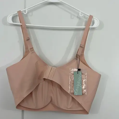 New Kindred Bravely XXL Pink Wireless Seamless Convertible T