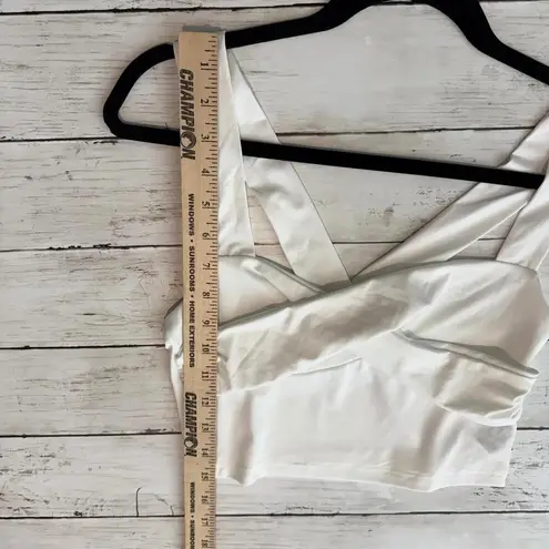 *Women's Size S (4) White Cropped Top Slim Fit Stretch Casual Summer Spring