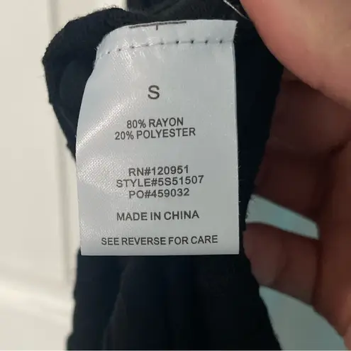 Olive & Oak Black Ribbed Bodycon Dress