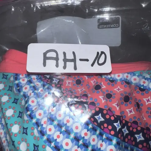 Lands' End Women's Modest Keyhole High Neck Tankini Swim Top Size 8D Coral Teal