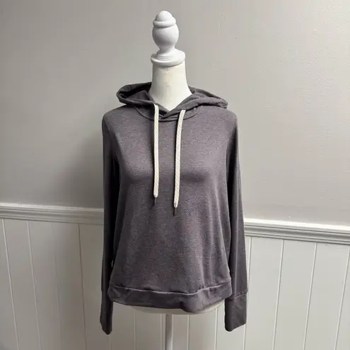 Vuori Women's Halo Essential Pullover Long Sleeve Hoodie Sawyer Purple Small